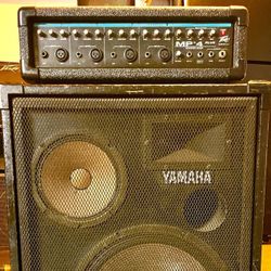 Bocina Yamaha con (Power Mixer 4 Canales)  