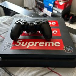 PlayStation 4 slime