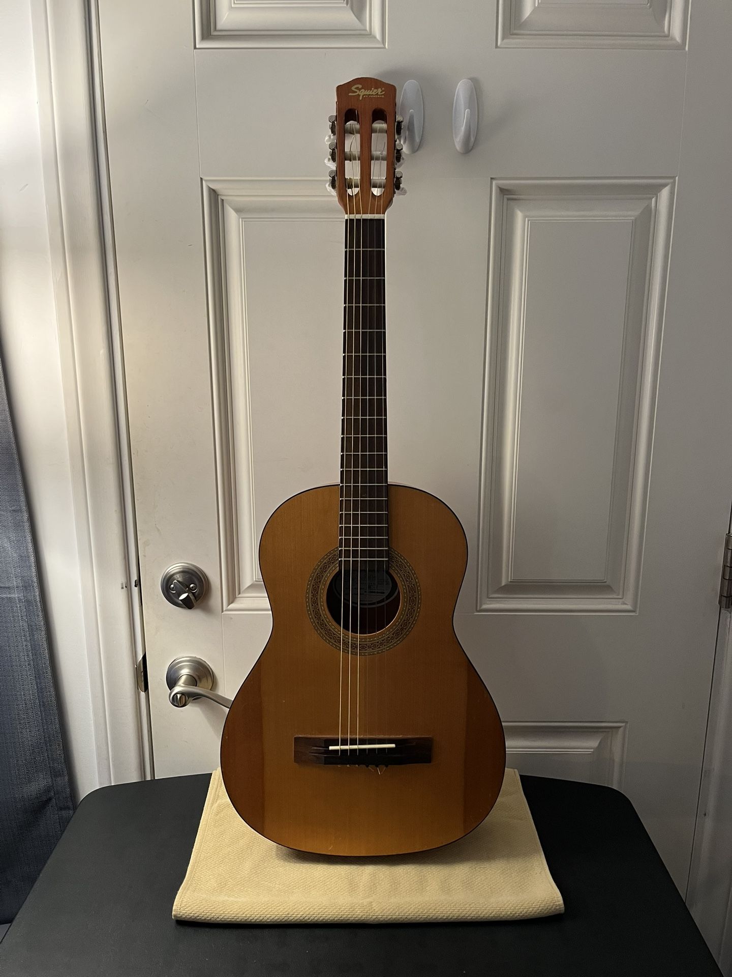FENDER SQUIRE 3/4 SIZE ACOUSTIC GUITAR WITH NEW MARTIN NYLON STRINGS!