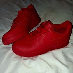 Nike Air Force 1 Low Triple Red – Men’s 8.5/Women's 10– Like New