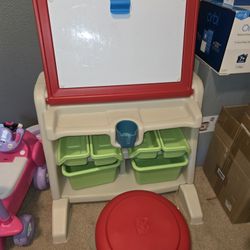 Step 2 Kids Easel