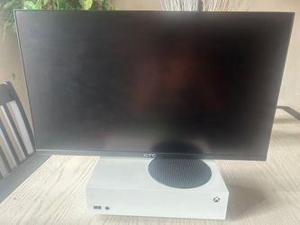 Xbox Series s with monitor