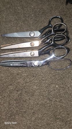 Pinkies Shears
