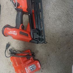 Milwakee Fuel 16g Finish Nailer
