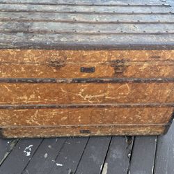 Vintage Louis Vuitton monogram steamer Trump