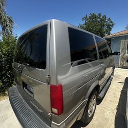 2004 Chevrolet Astro