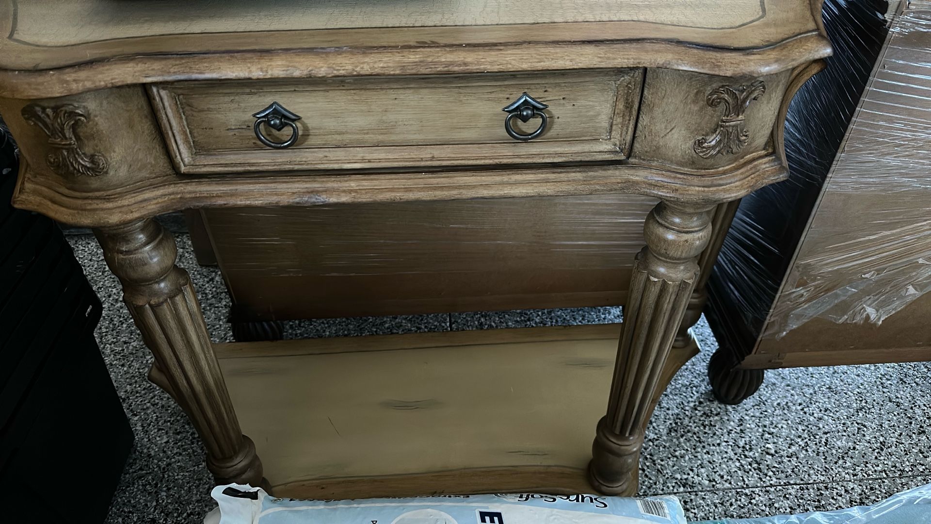 Entry Table Or Accent Table