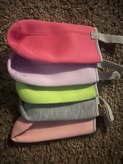 5 DIFFERENT COLORS GLASS BOTTLE COVERS 