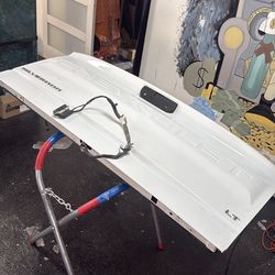 2019 Chevy Silverado tailgate