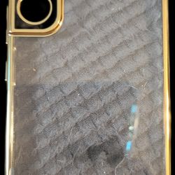 Gold and Clear Phone Case Samsung Galaxy S22 5G