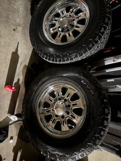 Hummer wheels