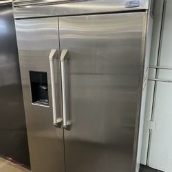 Ge Monogram 48”Wide Built In Side By Side Refrigerator Stainless Steel 