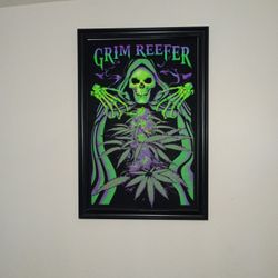 Black Light  Pictures