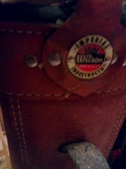 Antique golf clubs and leather carrying case