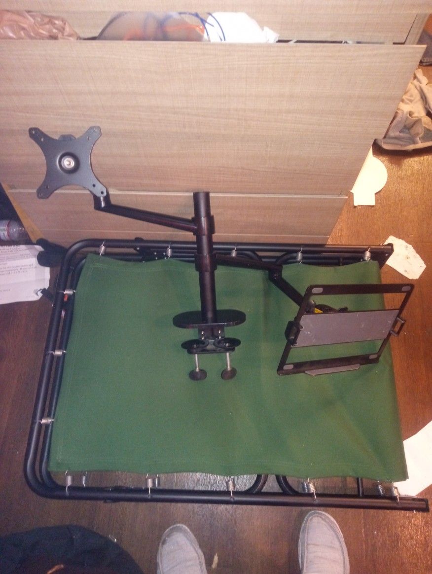 Monitor/ Tablet Mount