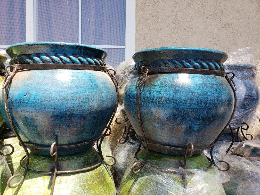 Clay Pots, Macetas, Pottery, Gardening, Metal Decor, Barro, Sun&Moon Decor, Aztec Suns, Aztec Moons, Maseteros, Chimenia, Fire pit