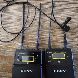 Sony Wireless Lavalier Microphone And Receiver