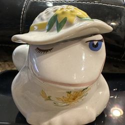 Avon Pomander  Vtg. 1980