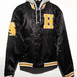 Harry Potter Hogwarts Hufflepuff Satin Varsity Letterman jacket mens size small 
