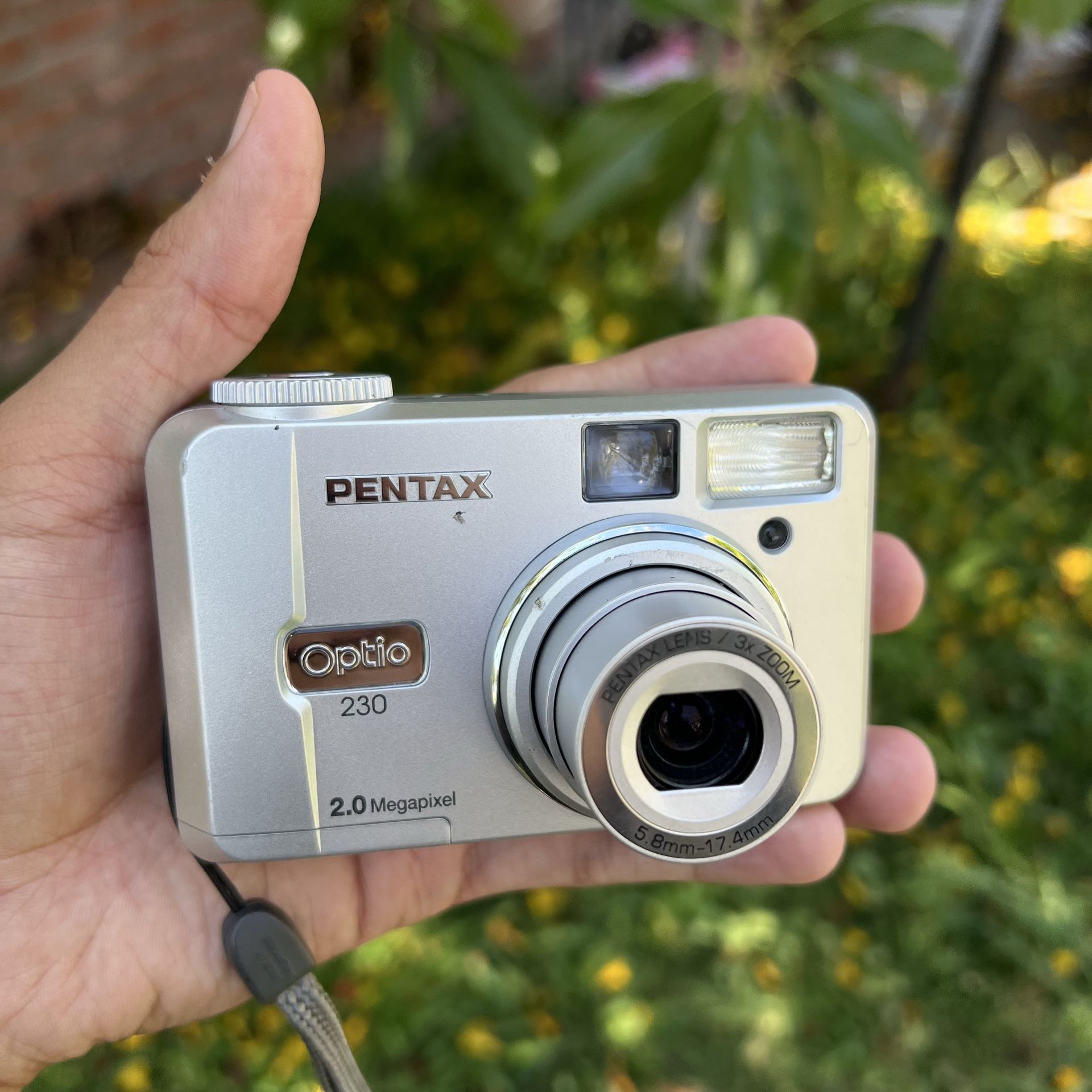 Pentax Optio 230 Digital Camera