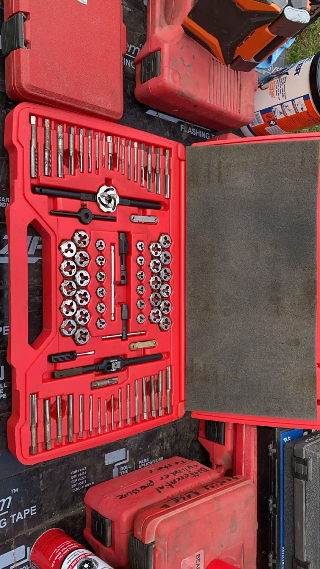 Closed shop, Selling Tools. More Than What is Pictures. All For 2500