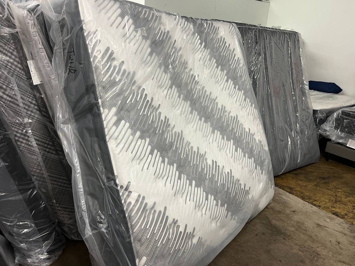 Affordable Mattress Sale Twin Full Queen King Cal King Mattressses
