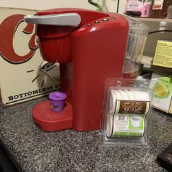 Keurig K-Compact Single-Serve K-Cup Pod Coffee Maker - Red