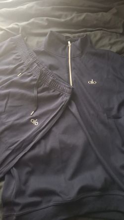 Navy blue alo quarter zip set