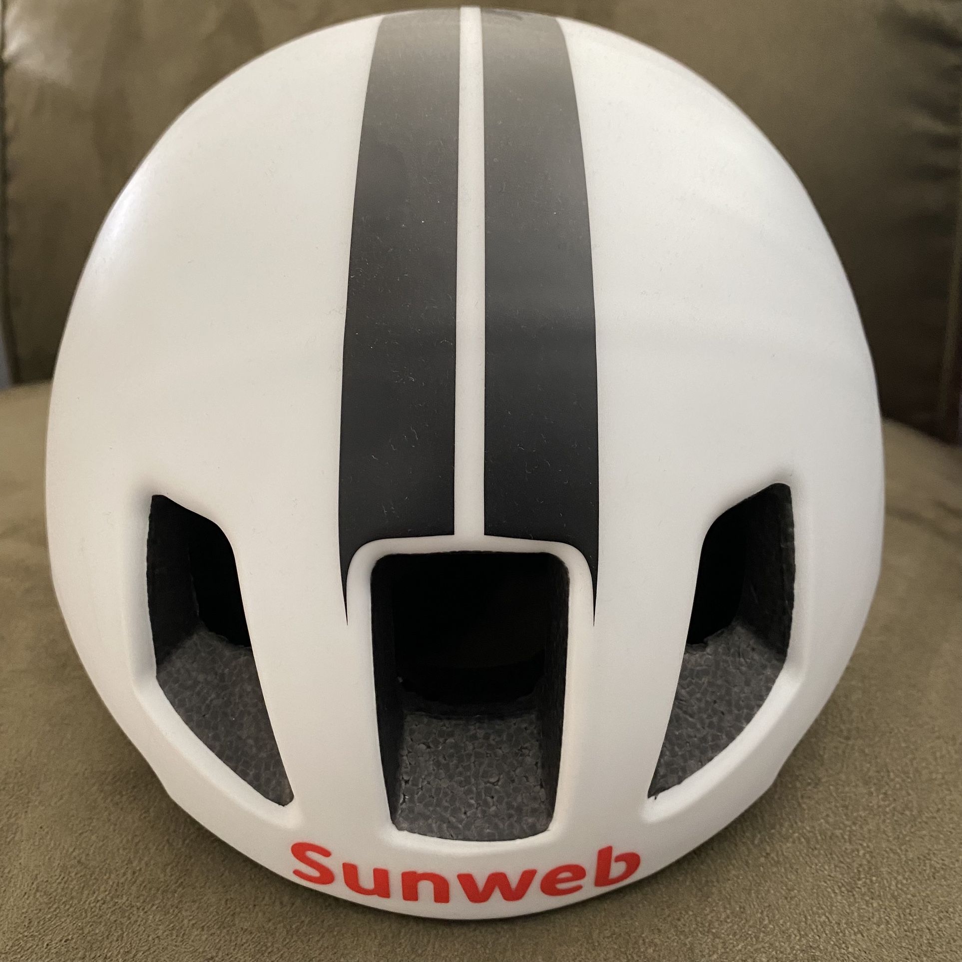 Cycling helmet 