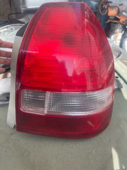 EK  Taillight