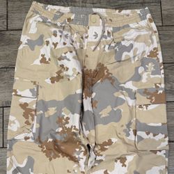Adidas | Men's Camouflage Cargo Tan Grey Pockets Streetwear Camo Pants