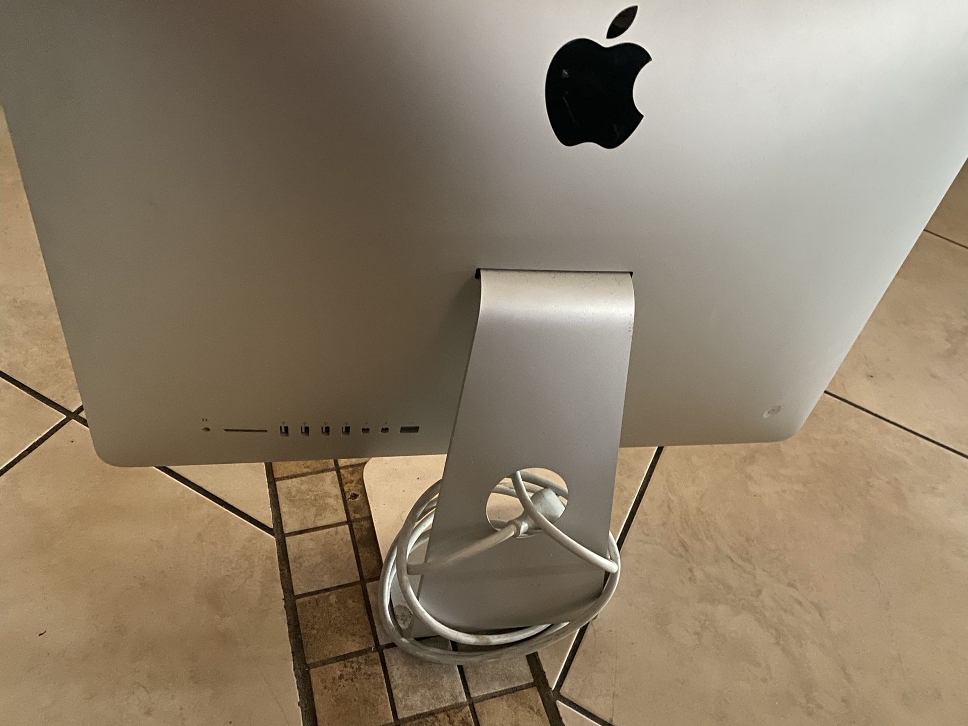 Apple iMac Computer