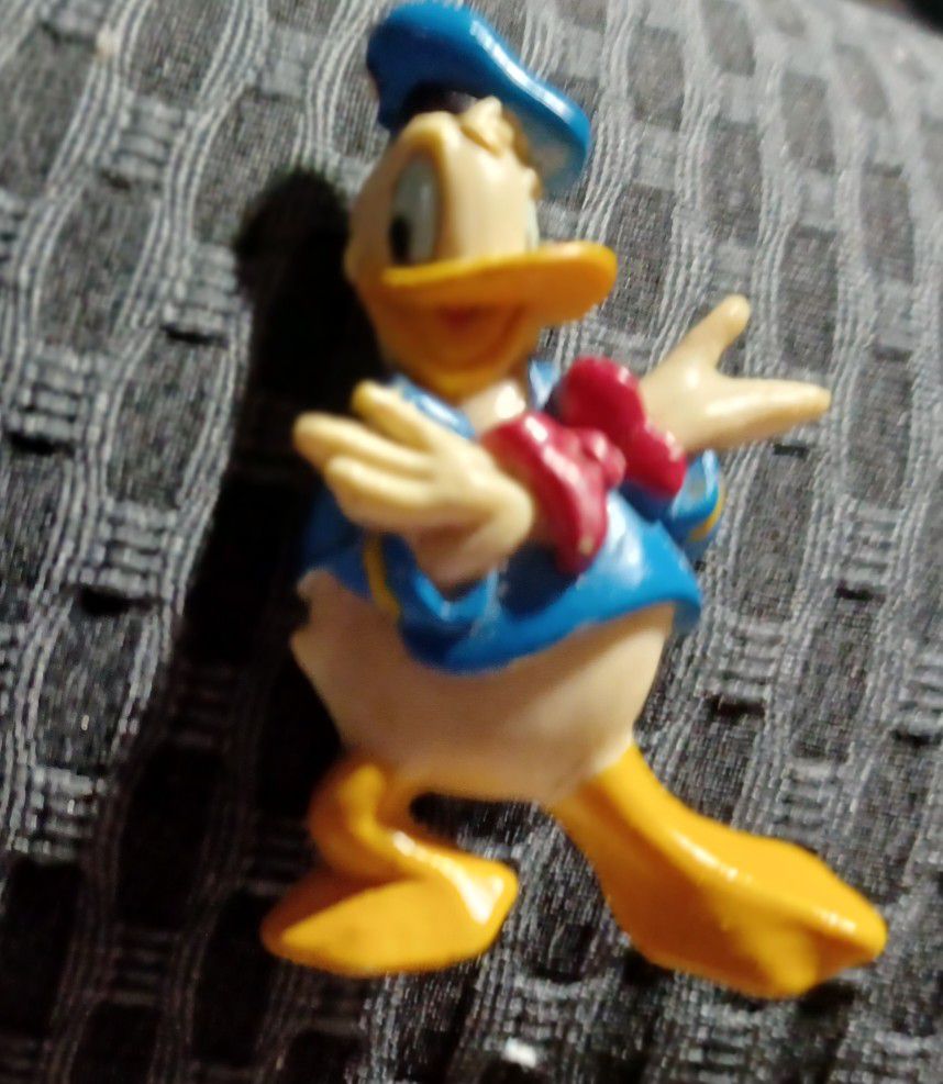 Vintage Disney Donald Duck Pin