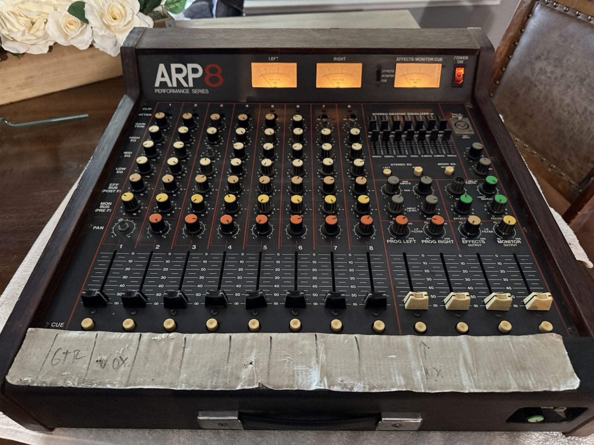 ARP 8 Performance Mixer