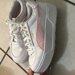 Women’s Shoes 