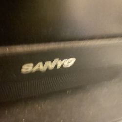 2 TVs 42 In And 32 In For Gaming Or Other 35$ And 45$ 