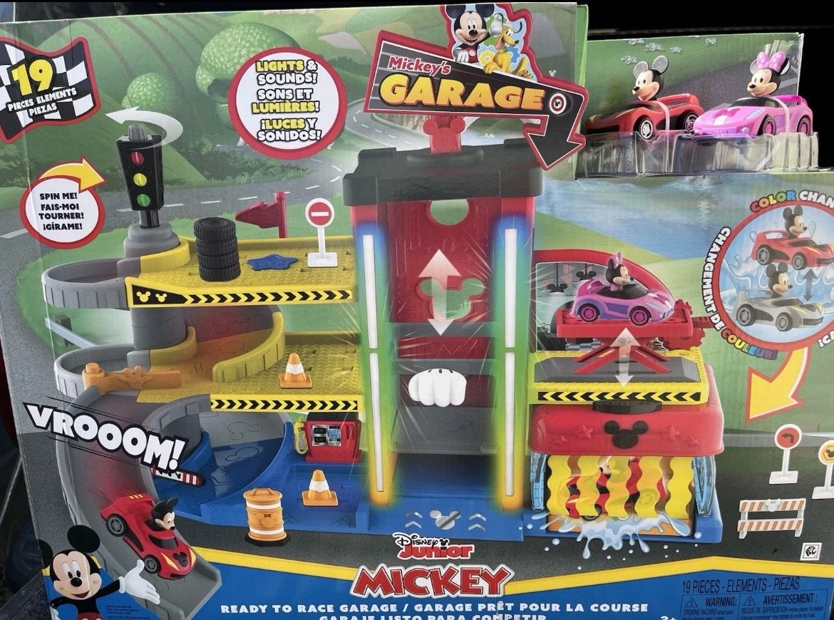 Mickey mouse Garage