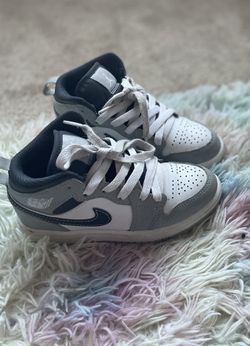 Jordan Aj1 Mid