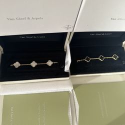 18kt Van cleef Bracelets 