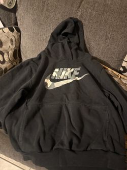 Nike hoodie boys