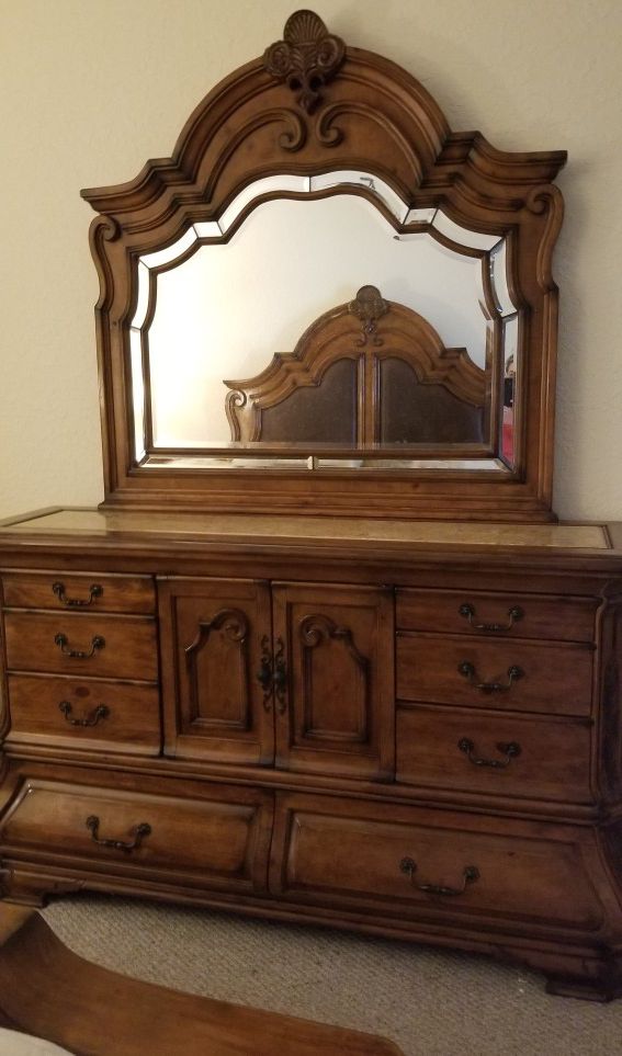 Michael Amini dresser and mirror. Brand new each item sold separately totaling about 3000.