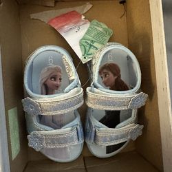 Frozen Sandals Size 6