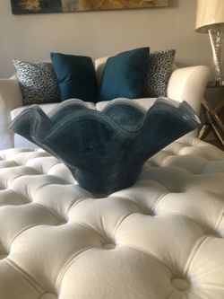 Glass decorative bowl