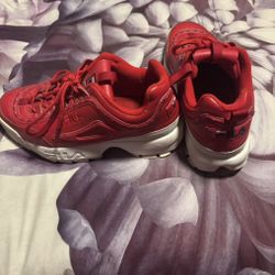 Women’s Size 8 Fila Athletic Sneakers