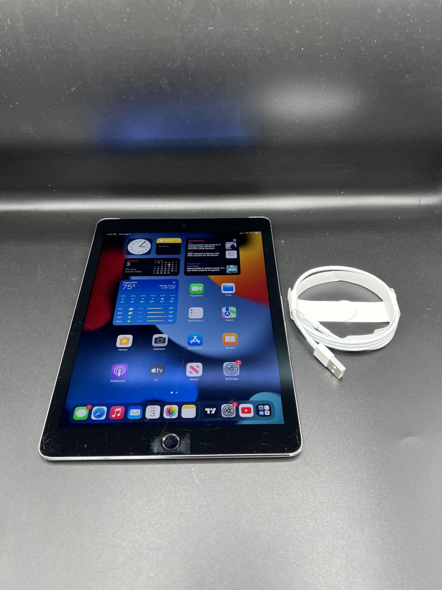 Apple iPad Air 2 128GB (Wifi & Cellular Unlocked) for Sale in Santa