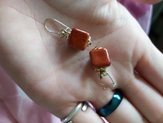 Sand stone earrings