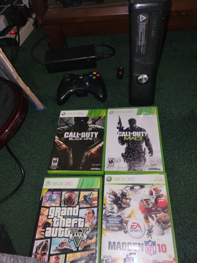 Xbox 360 S 250GB With Games