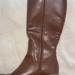 Brown Boots New Size 7