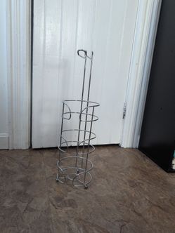 Toilet paper holder