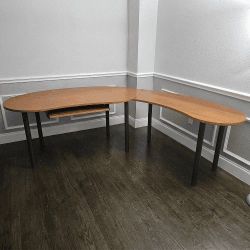Corner Office Table With Keyboard Drawer